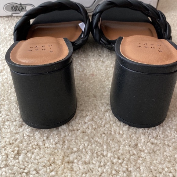 A new day Target Shoe bundle ! Perfect for dressing up or down. Cushioned - Picture 5 of 8